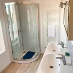 Vakantiehuis Grande Maison Idealement Situee: Les Aromes *