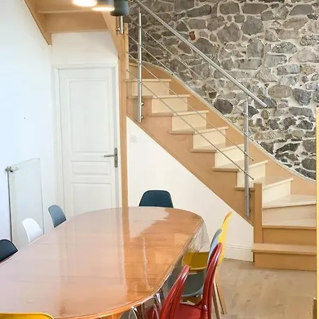 Grande Maison Idéalement Située: Les Arômes Hébergement de vacances *