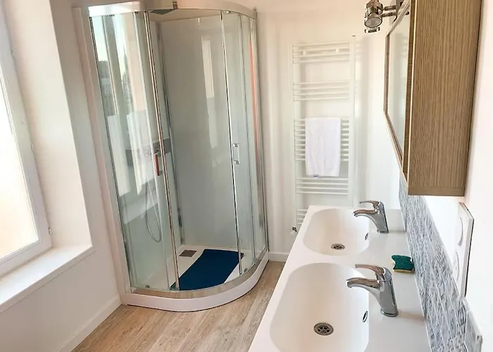 Ferienhaus Grande Maison Idealement Situee: Les Aromes *