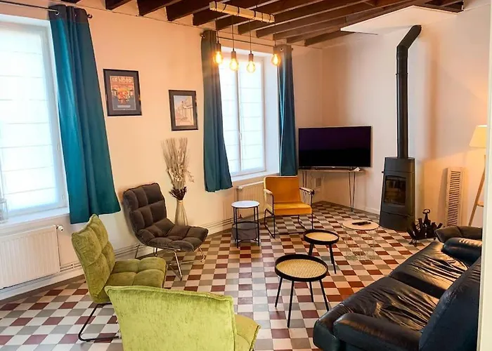 Grande Maison Idealement Situee: Les Aromes *