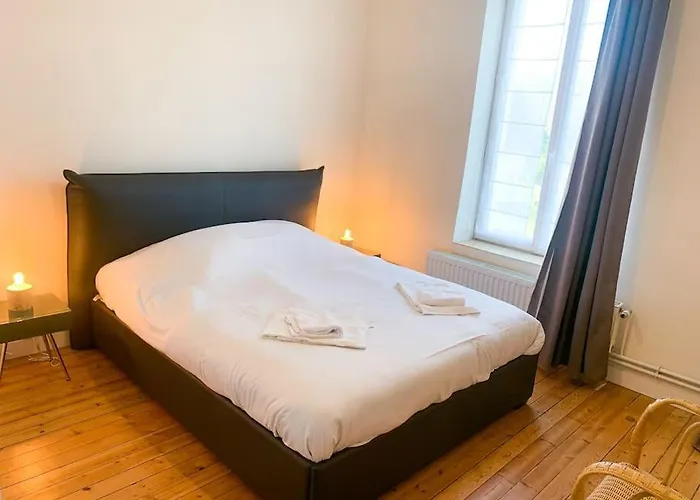 Grande Maison Idealement Situee: Les Aromes